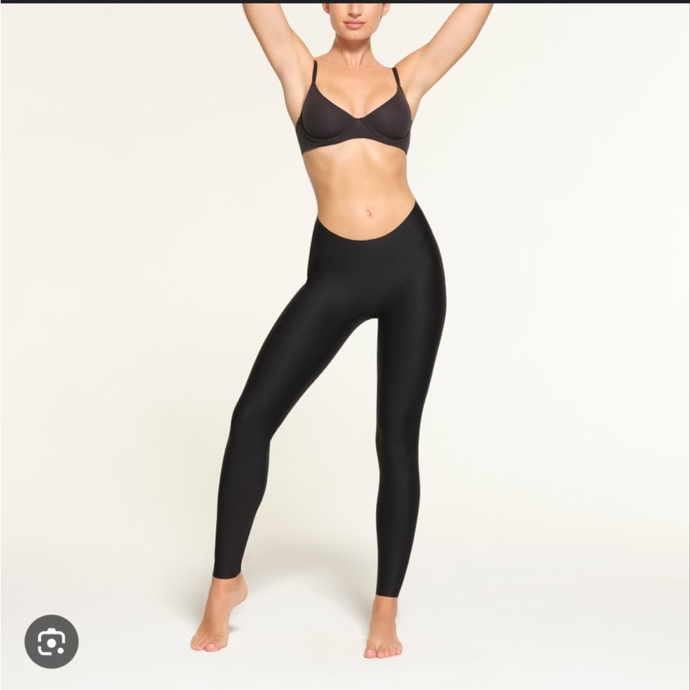 Skims dipped front legging NWT